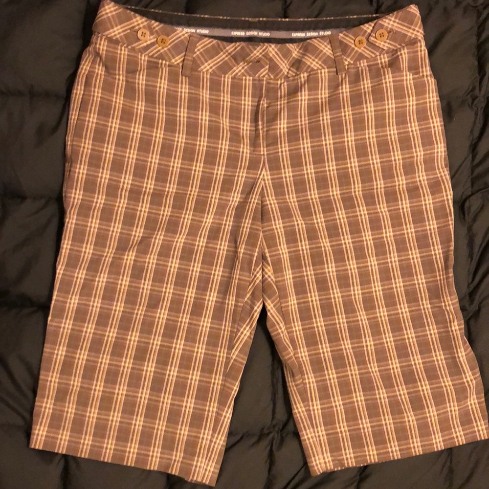 Plaid brown and white long golf shorts